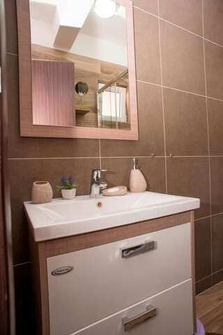 Апартаменты B&T Apartments Будва Улучшенные апартаменты-13